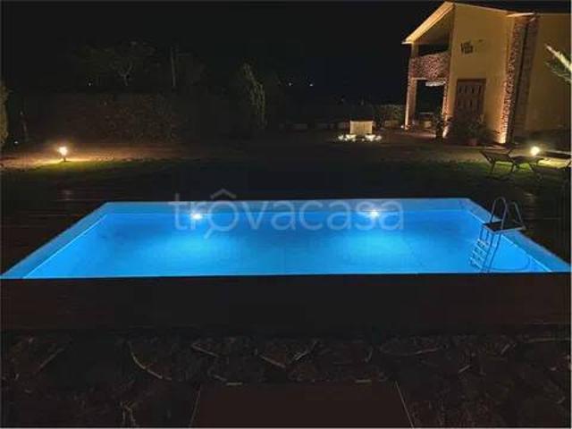 Villa Indipendente in vendita a Montenero di Bisaccia, Molise