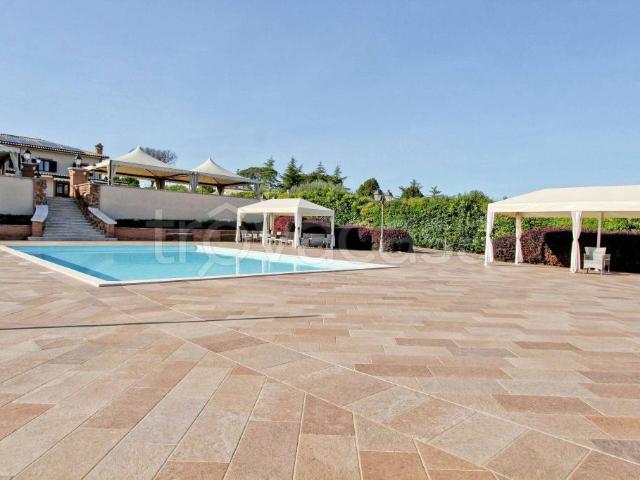 Villa Indipendente in vendita a Roma Capitale, Lazio