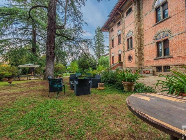 Villa Indipendente in vendita a Montevarchi, Toscana