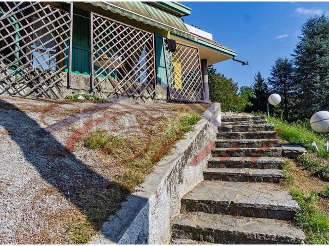 Villa Indipendente in vendita a Quattro Strade, Montevecchia