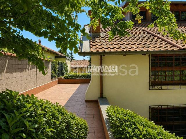 Villa Indipendente in vendita a Quattro Strade, Montevecchia