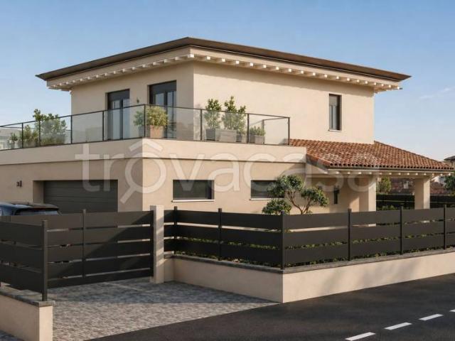 Villa Indipendente in vendita a Montichiari, Lombardia