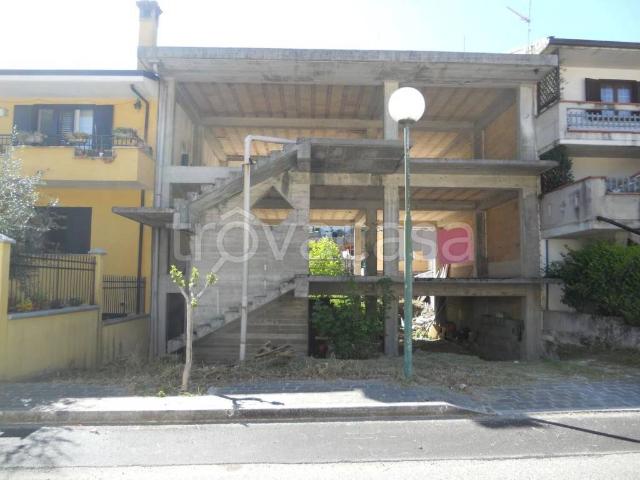 Villa Indipendente in vendita a Morino, Abruzzo
