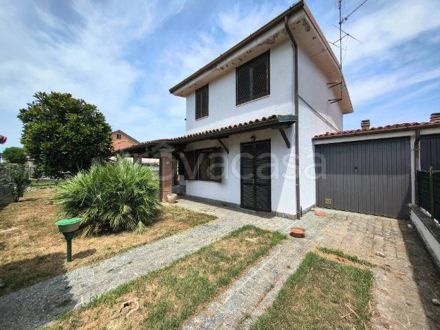 Villa Indipendente in vendita a Motta Visconti, Lombardia
