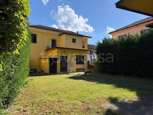 Villa Indipendente in vendita a Motta Visconti, Lombardia