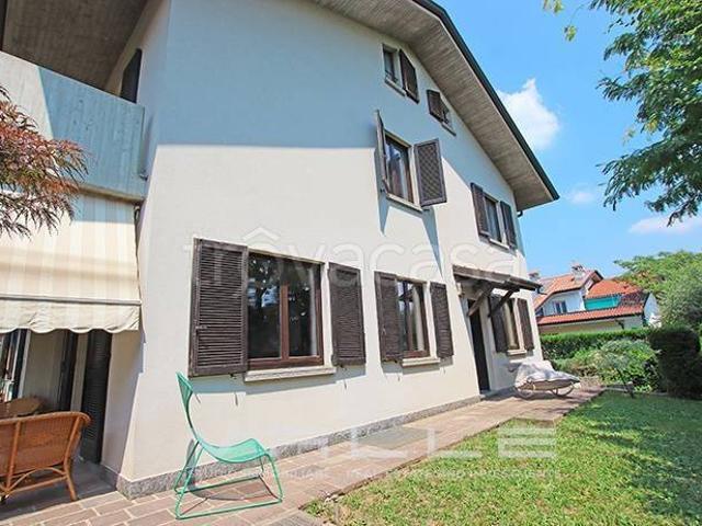 Villa Indipendente in vendita a Dorotina, Mozzo
