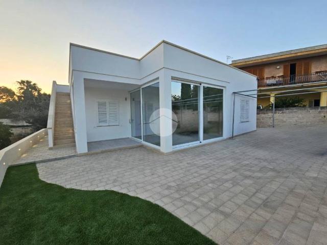 Villa Indipendente in vendita a Rione Bentivenga, Puglia