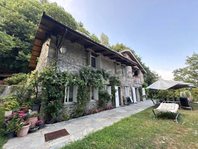 Villa Indipendente in vendita a Regione Bossola, Netro