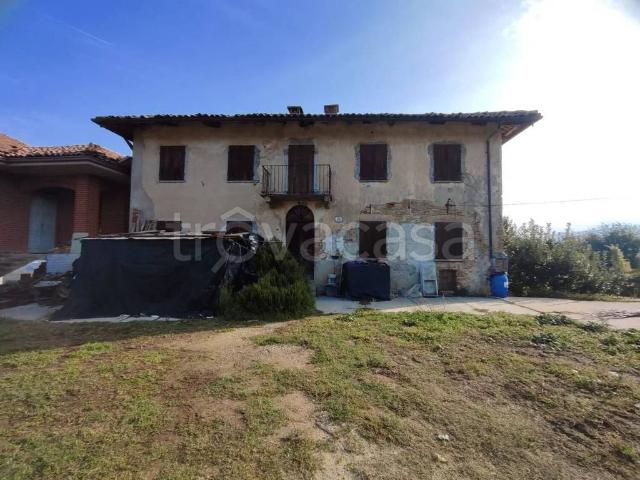 Villa Indipendente in vendita a Neviglie, Cuneo