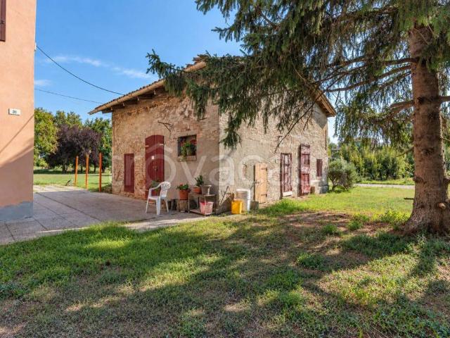 Villa Indipendente in vendita a Unione dei comuni del Sorbara, Nonantola