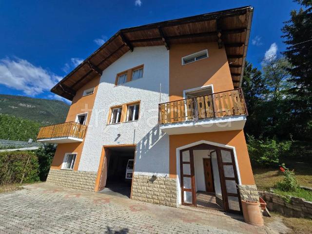 Villa Indipendente in vendita a Comunità della Val di Non, Novella