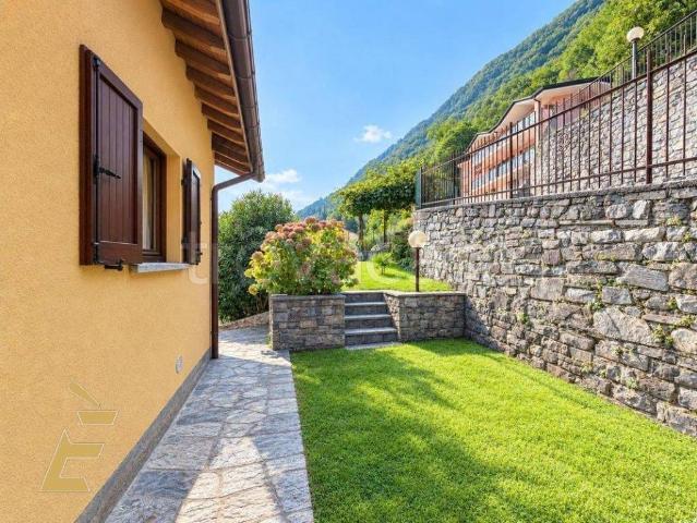 Villa Indipendente in vendita a Limonta, Oliveto Lario