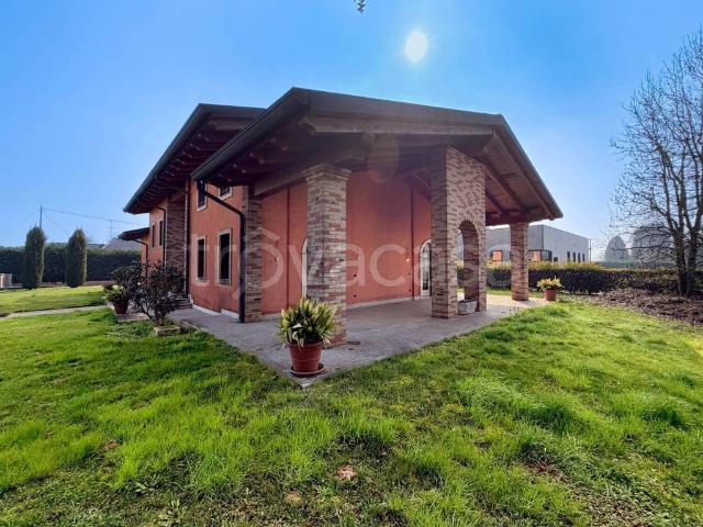 Villa Indipendente in vendita a Cà degli Oppi, Oppeano