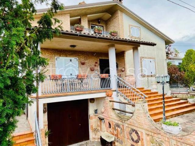 Villa Indipendente in vendita a Marche, Ancona