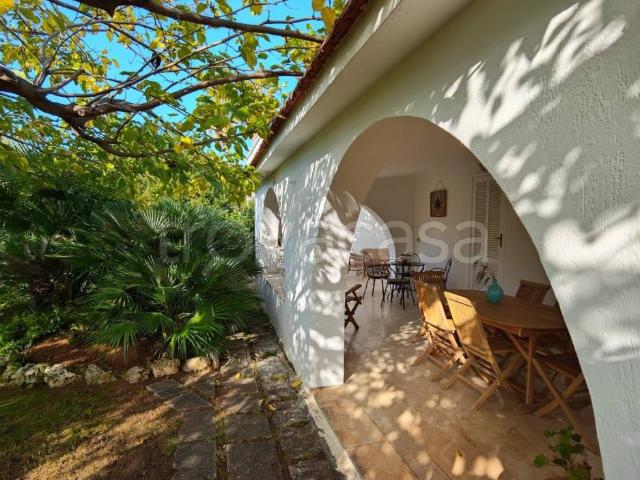 Villa Indipendente in vendita a Rosa Marina di Ostuni, Puglia
