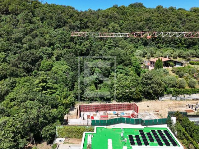 Villa Indipendente in vendita a Padenghe Sul Garda, Lombardia