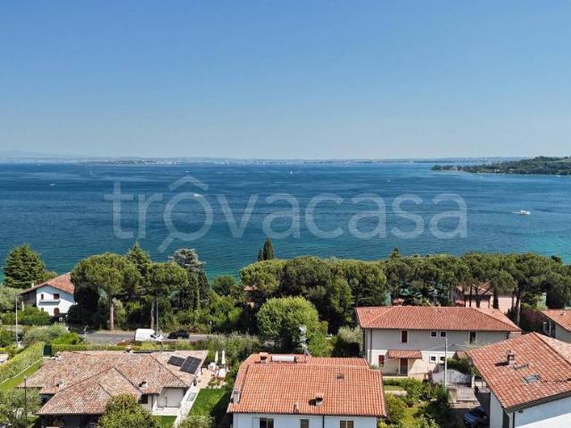Villa Indipendente in vendita a Padenghe Sul Garda, Lombardia