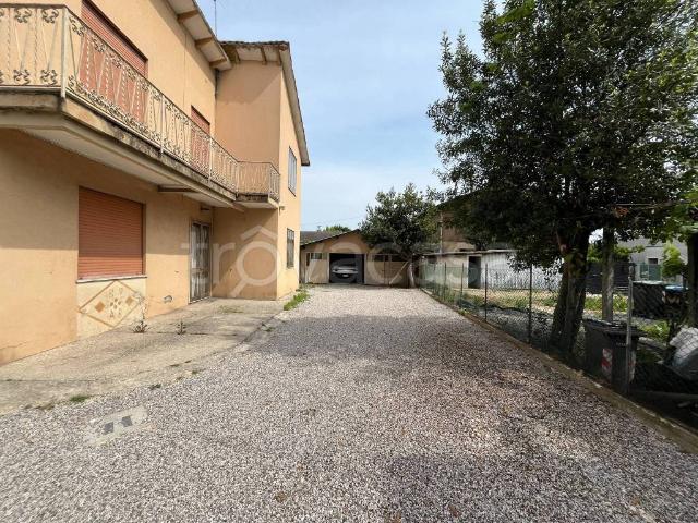 Villa Indipendente in vendita a Voltabarozzo, Padova