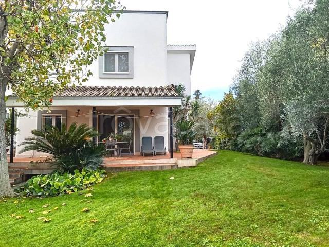 Villa Indipendente in vendita a Puglia, Bari