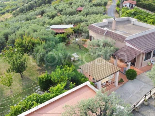 Villa Indipendente in vendita a Roma Capitale, Lazio