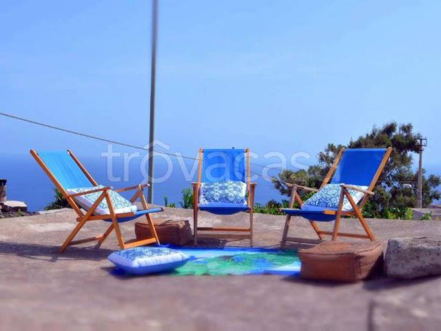 Villa Indipendente in vendita a Tráçino, Pantelleria