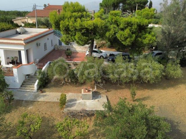 Villa Indipendente in vendita a Partinico, Sicilia