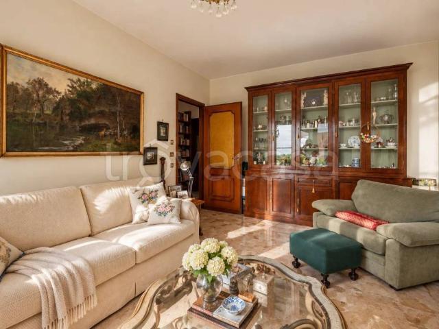 Villa Indipendente in vendita a Albera, Pecetto Torinese