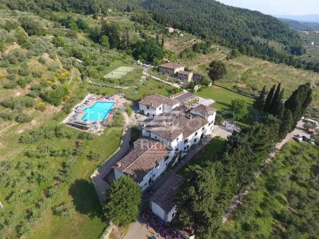 Villa Indipendente in vendita a Unione di Comuni Valdarno e Valdisieve, Pelago