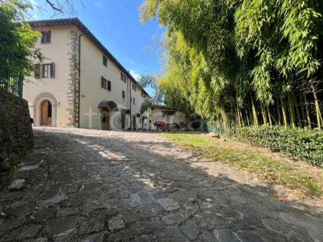 Villa Indipendente in vendita a Unione di Comuni Valdarno e Valdisieve, Pelago
