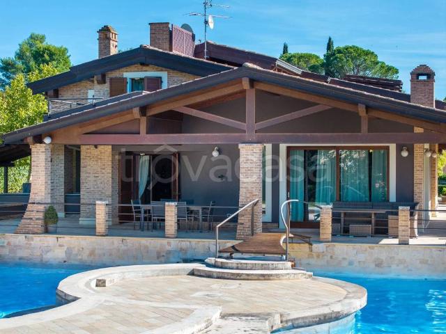 Villa Indipendente in vendita a Cenerente, Umbria