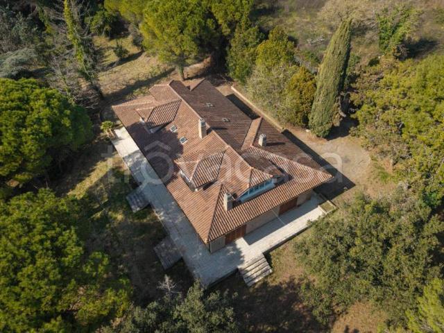 Villa Indipendente in vendita a Marche, Pesaro E Urbino