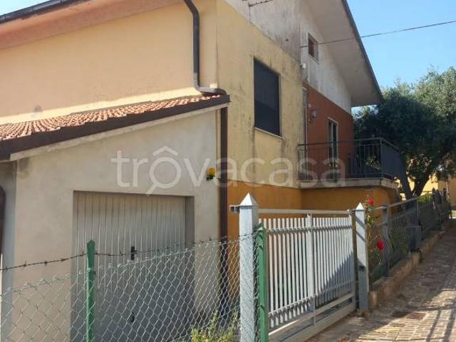 Villa Indipendente in vendita a Monteciccardo, Marche