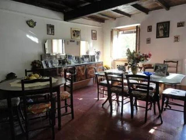 Villa Indipendente in vendita a Unione dei comuni Media Valle del Serchio, Pescaglia