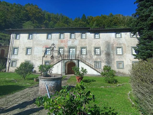 Villa Indipendente in vendita a Unione dei comuni Media Valle del Serchio, Pescaglia