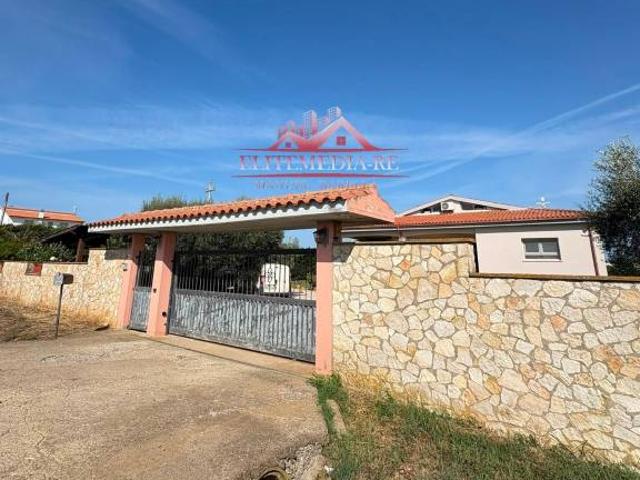 Villa Indipendente in vendita a Montalto Di Castro, Lazio