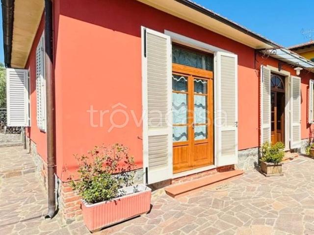 Villa Indipendente in vendita a Uzzano E Castello, Toscana
