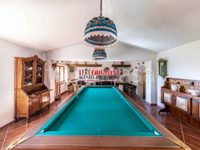 Villa Indipendente in vendita a Uzzano E Castello, Pistoia