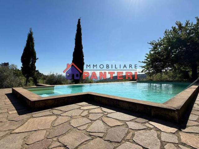 Villa Indipendente in vendita a San Lorenzo a Cerreto, Uzzano E Castello