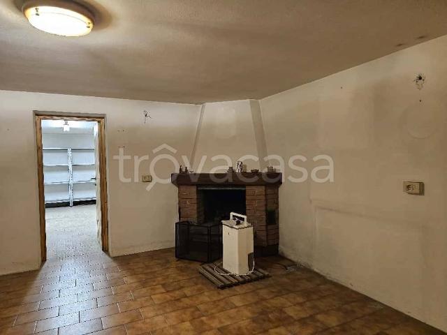 Villa Indipendente in vendita a Infrangibile, Piacenza