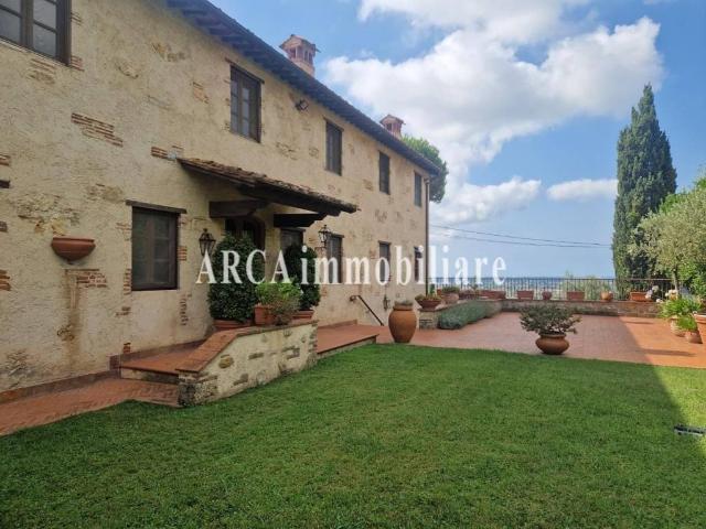 Villa Indipendente in vendita a Capriglia, Pietrasanta