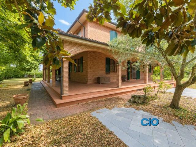 Villa Indipendente in vendita a Unione Reno Galliera, Pieve Di Cento