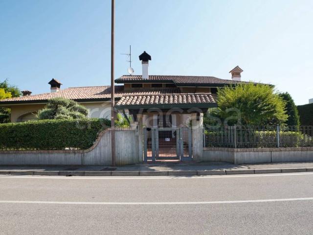 Villa Indipendente in vendita a Piove Di Sacco, Veneto