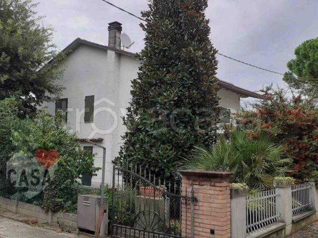 Villa Indipendente in vendita a Castiglione di Cervia, Cervia