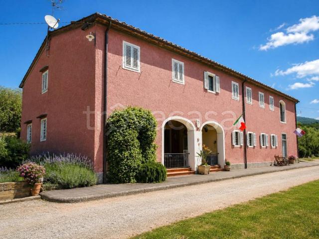 Villa Indipendente in vendita a Pistoia, Toscana