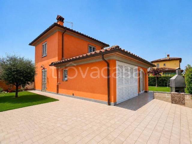 Villa Indipendente in vendita a Pistoia, Toscana