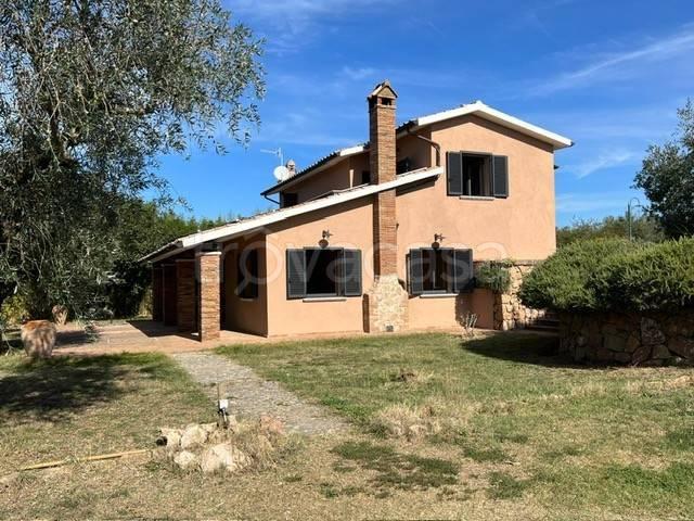 Villa Indipendente in vendita a Unione di Comuni Montani Colline del Fiora, Pitigliano
