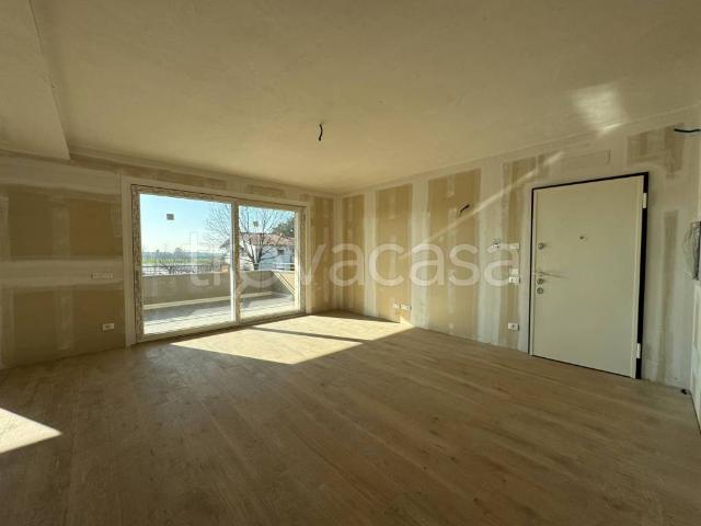 Villa Indipendente in vendita a Ponte San Pietro, Bergamo