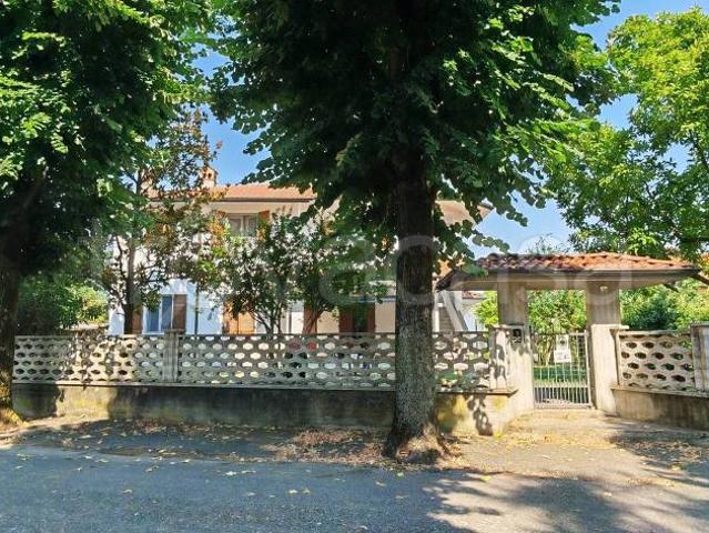 Villa Indipendente in vendita a Piemonte, Alessandria