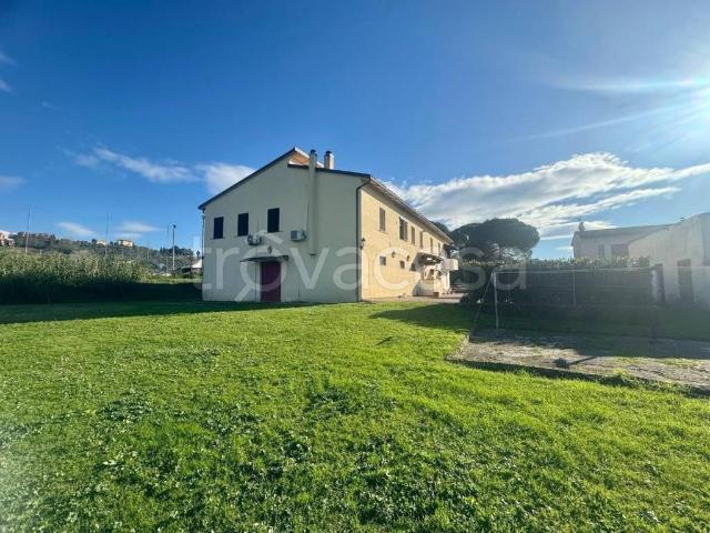 Villa Indipendente in vendita a I Fabbri, Pontedera