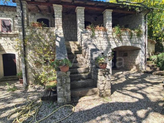 Villa Indipendente in vendita a Pontelandolfo, Campania